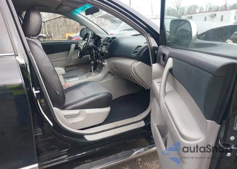 2013 Toyota Highlander Base Plus V6 z USA, uszkodzony, nr VIN 5TDBK3EH3DS219119